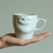 Caneca Kiss - Porcelana
