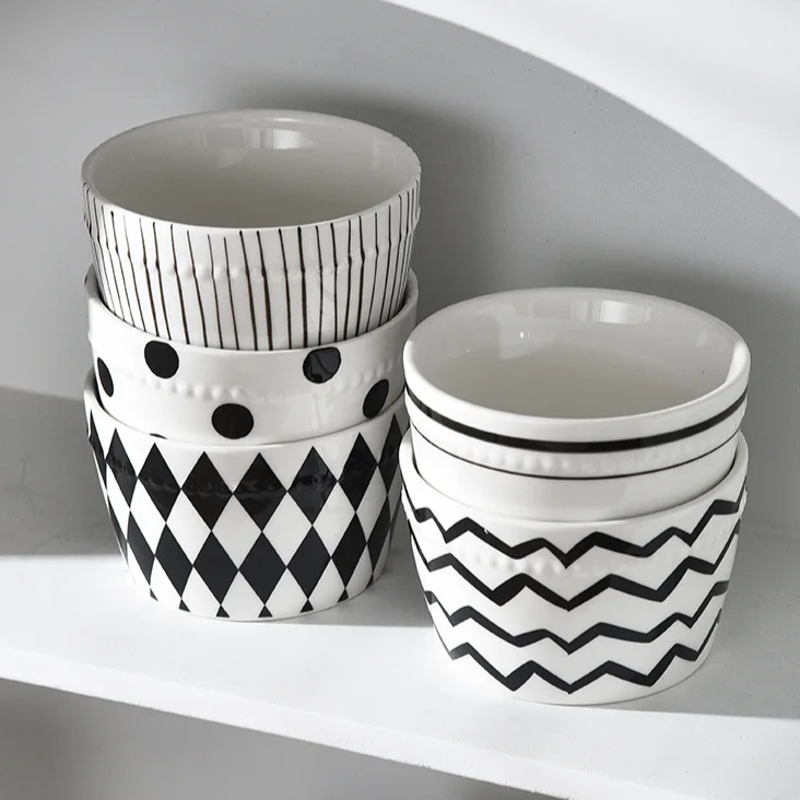 Jogo 5pcs Bowls em porcelana - linha Black and White